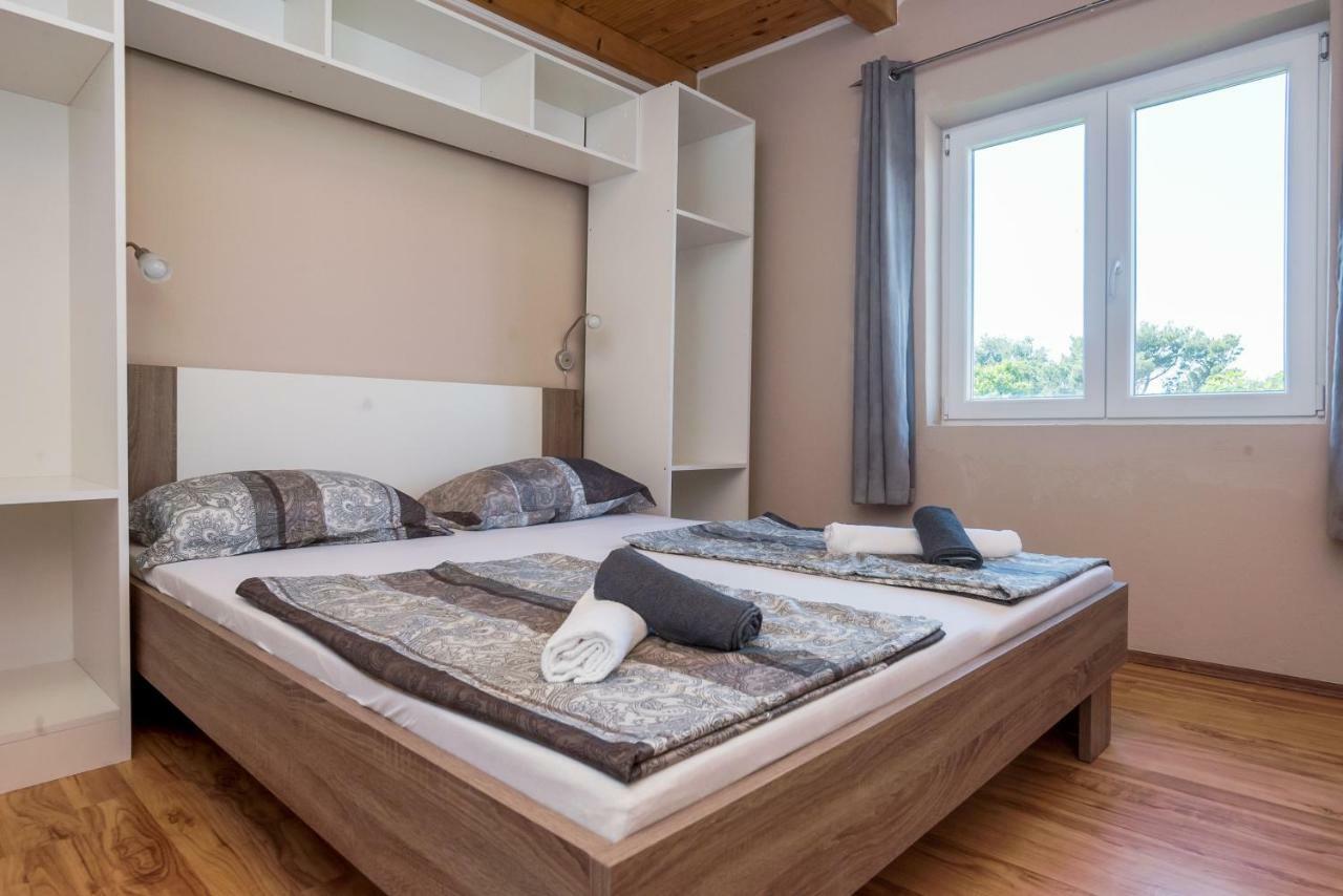 Apartment Antonio Vir Buitenkant foto