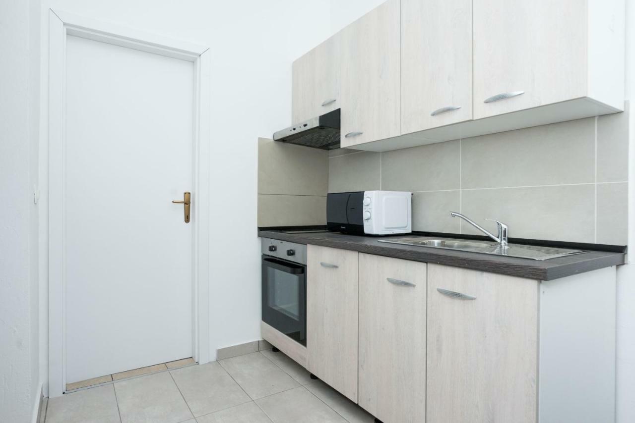 Apartment Antonio Vir Buitenkant foto