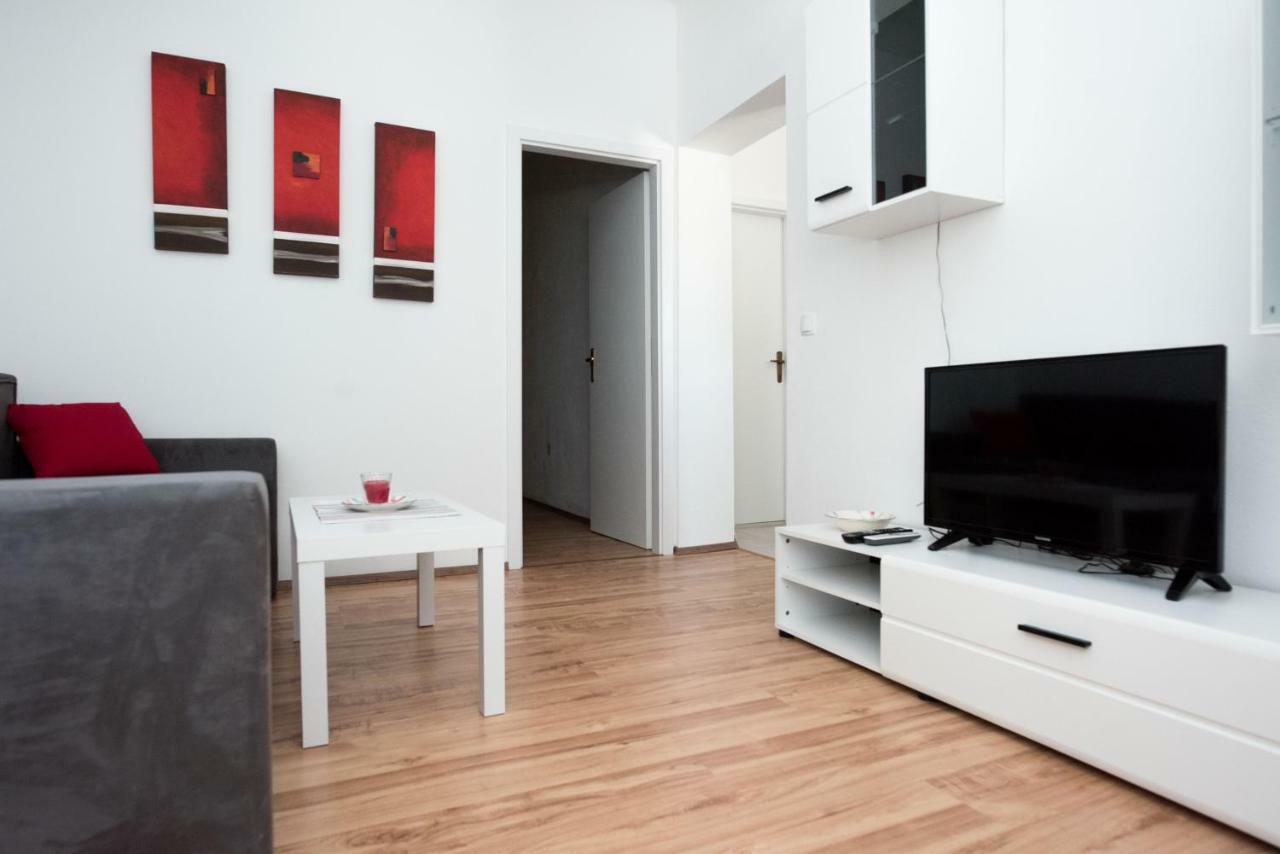 Apartment Antonio Vir Buitenkant foto