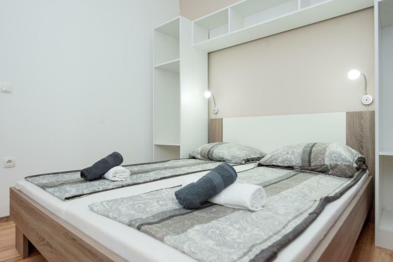 Apartment Antonio Vir Buitenkant foto